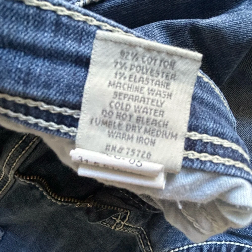 BKE Classic Denim Blue Stella Jeans. Size 28 X 31.5 - Picture 15 of 15